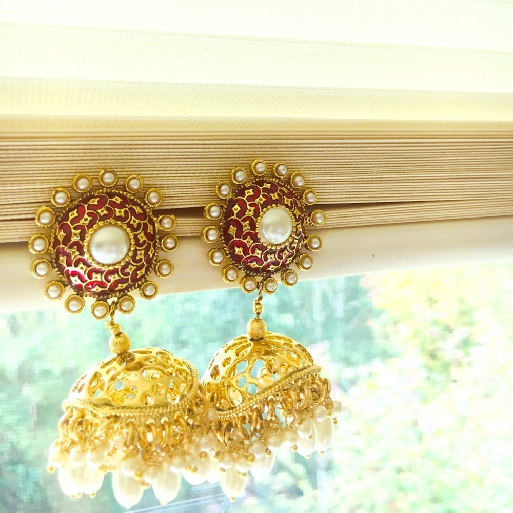 🆕 Women beautiful hanging earrings!